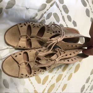 Tan/brown wedges
